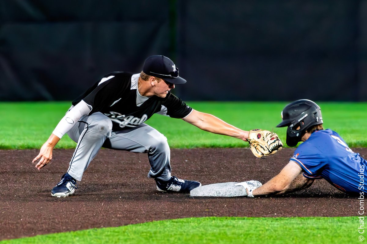 BanJohnsonBSB's tweet image. Action from the #BJCL postseason this week:
Regal Plastic RHP John Chambers (@johnwaynec1 / @BallStateBB) left
Regal Plastic C Brooks Richardson (@IchabodBSB ) top right
Regal Plastic 2B Jack Kiser (@jackkiser_5 / @TaborBaseball) puts a tag on Milgram Mustangs Alex Klein -…