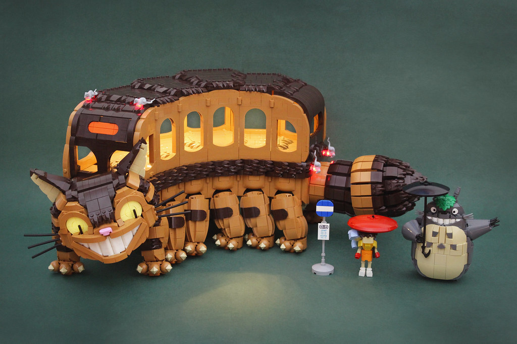LegoDarthVader's tweet image. LEGO Catbus from My Neighbour Totoro puts a massive grin on our faces! ift.tt/exUnSzN