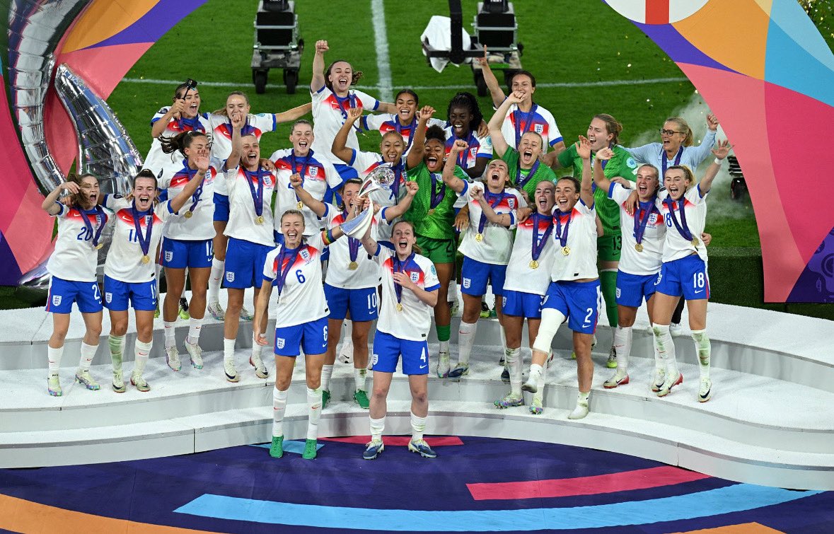 YTCST08's tweet image. Back-to-back European Champions! 

Congratulations to the Lionesses who have won the 2025 UEFA Women’s Euros 😍

Truly inspirational for all of the young female footballers out there! 🏴󠁧󠁢󠁥󠁮󠁧󠁿