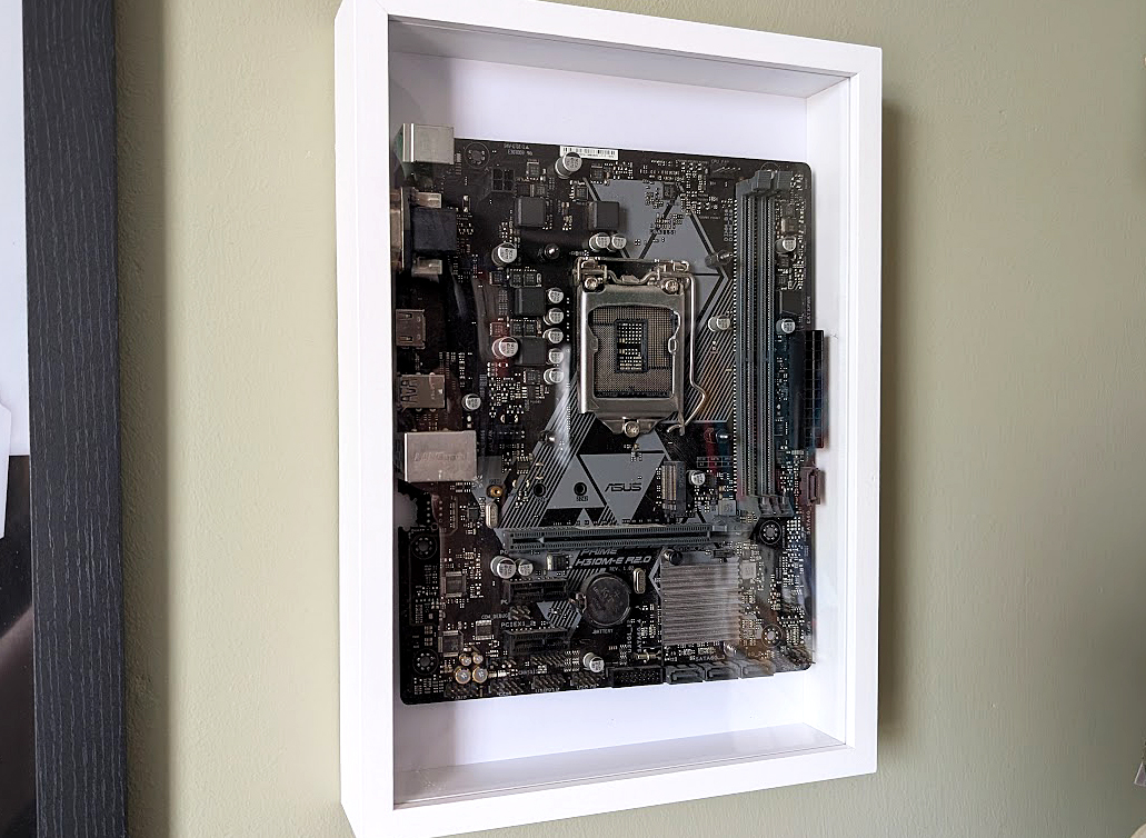 warwickisonline's tweet image. This motherboard symbolises so much for me
It's a reminder of my community and their belief in me. A symbol of where I've come from. But also it's a memory to my dad.
When my dad passed in 2020, I took ownership of his PC. With it, not only was I able to stream and build an…