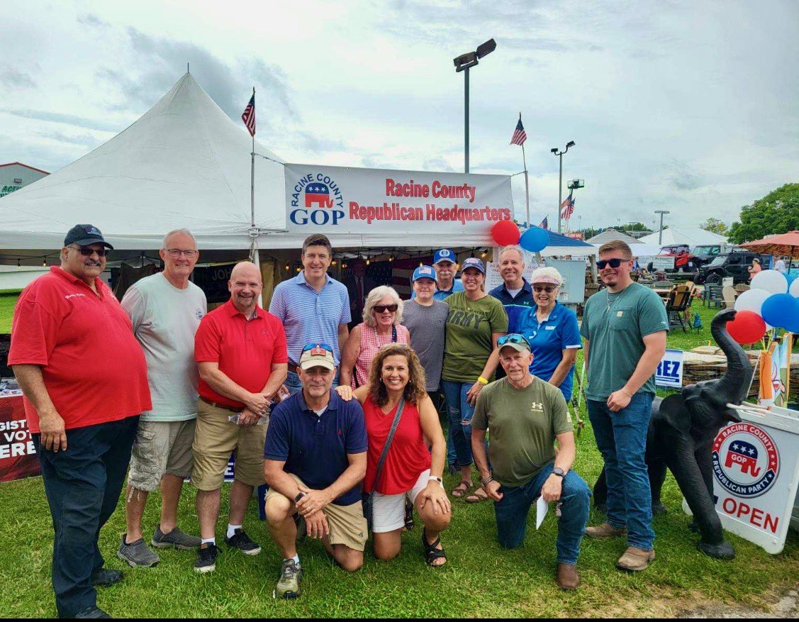 Yesterday at the Racine County GOP booth, we honored our U.S. Veterans with commemorative pins and signs. It was a privilege to hear their stories. Thank you to all who stopped by—and to those who serve and have served, we’re forever grateful 🇺🇸