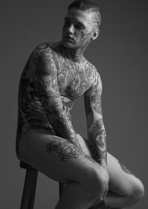 Watch EVERGREEN🌲's leaked NSFW photo on TwXstars