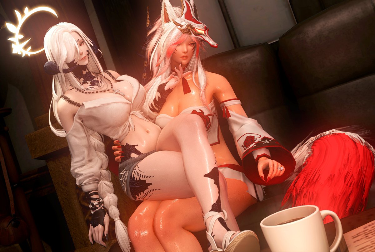 Ak1_XIV's tweet image. Comfy lap cushion w/@Mina_Inverse
