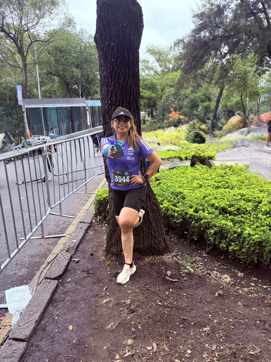 “Entrenamos para estar cómodos en lo incómodo” 👊🏻🏃🏼‍♀️🔥💜✨

Volvimos a conquistar los 30k de Adidas, para mi es una ruta demandante mentalmente, este año el adoquín de Chapultepec no me venció.🙌🏻✨