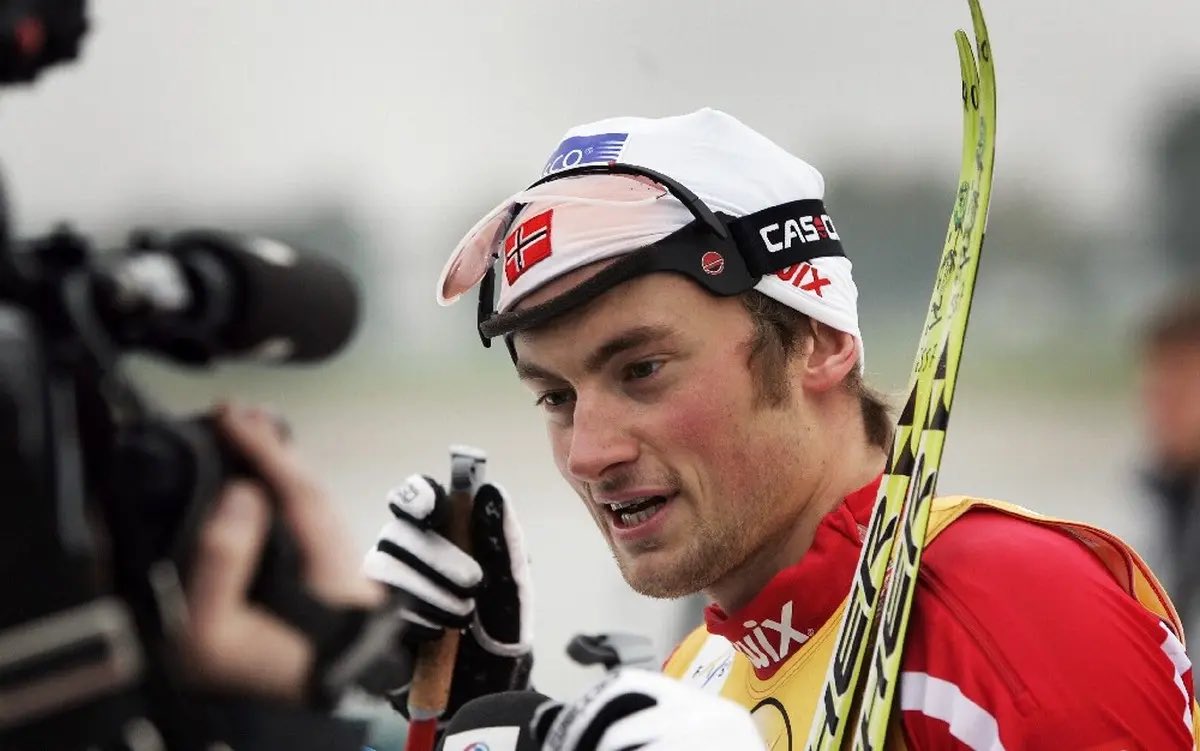 dazi180turtle's tweet image. When my Dad and I were watching CC Skiing when I was younger, we used to say that Petter Northug keeps dropping behind in races on purpose, because he loved passing people so much. It seemed to have kept happening once we started looking for it.