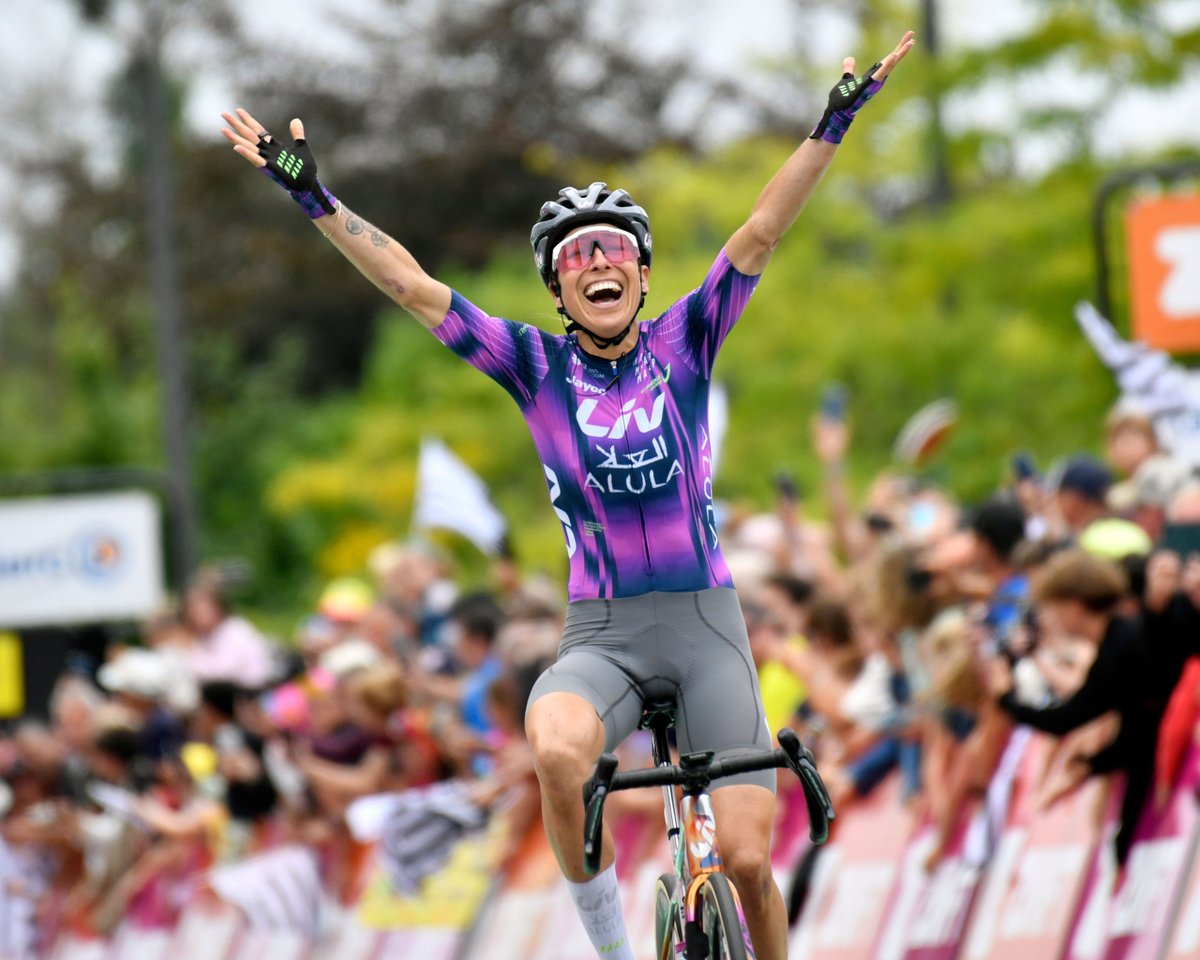 Histórica victoria de Mavi García en el Tour de Francia femenino

La mallorquina Mavi García se impuso este domingo en la segunda etapa, convirtiéndose en la primera española en ganar una etapa del Tour femenino. ¡Felicidades Mavi!

Más Info en Instagram y Facebook.