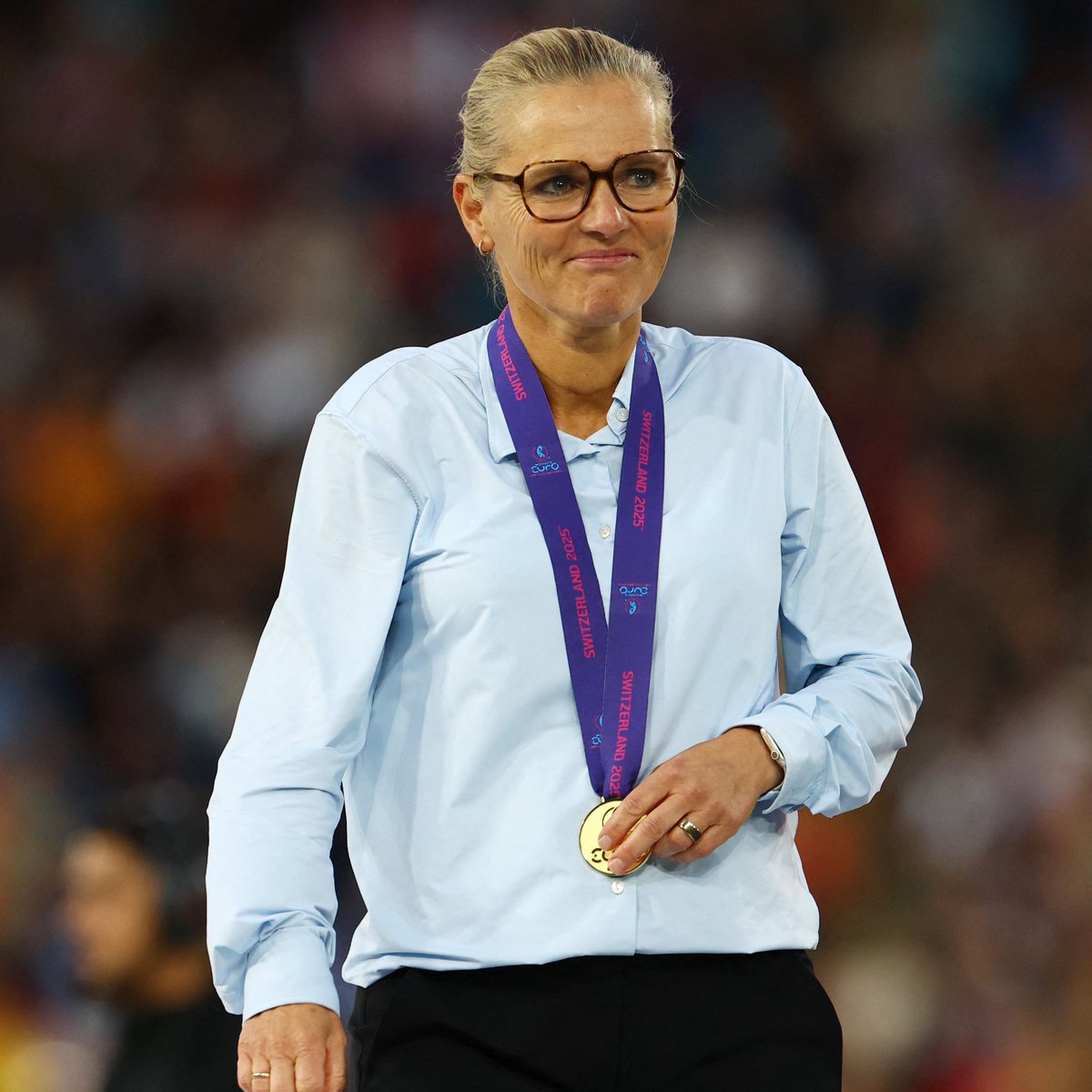 ¿Queda algo por decir de Sarina Wiegman? 🇳🇱🏴󠁧󠁢󠁥󠁮󠁧󠁿

➜ Alcanzó la final en TODOS los grandes torneos que dirigió en su carrera.

➜ 1° entrenadora en ganar la Eurocopa con dos selecciones diferentes.

➜ 1° entrenadora en ganar la Eurocopa con una selección que no es la de su país.