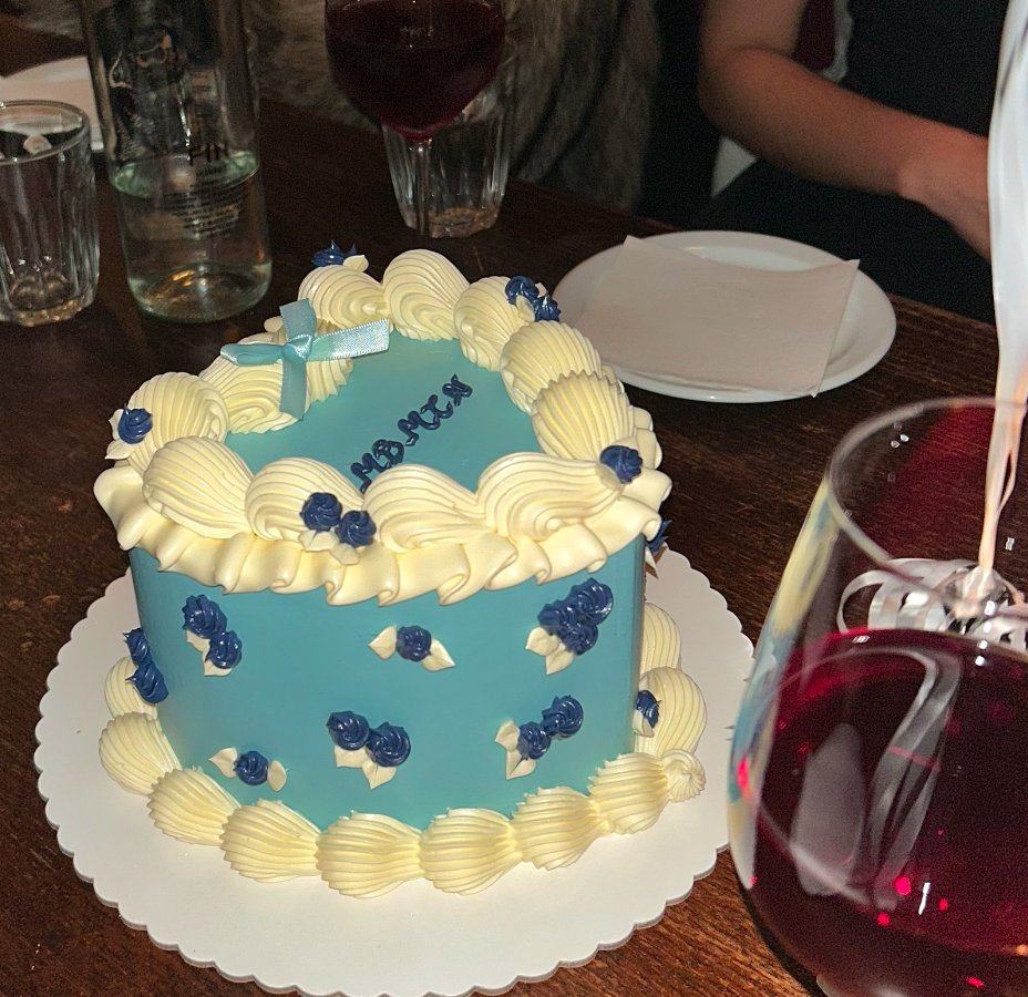 FELIVAND tweet media