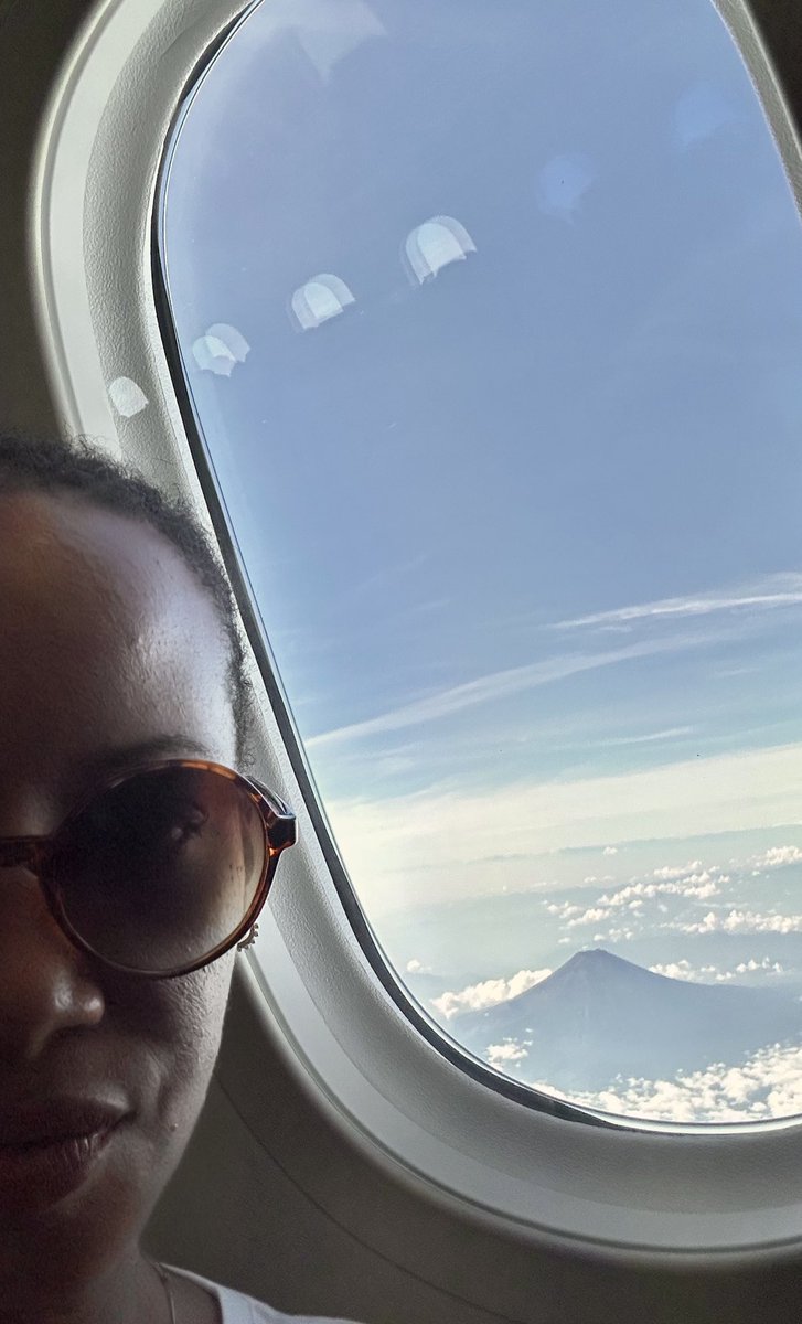 ThatoD01's tweet image. Just took a picture with Mt Fuji 😍🥺🤌🏾