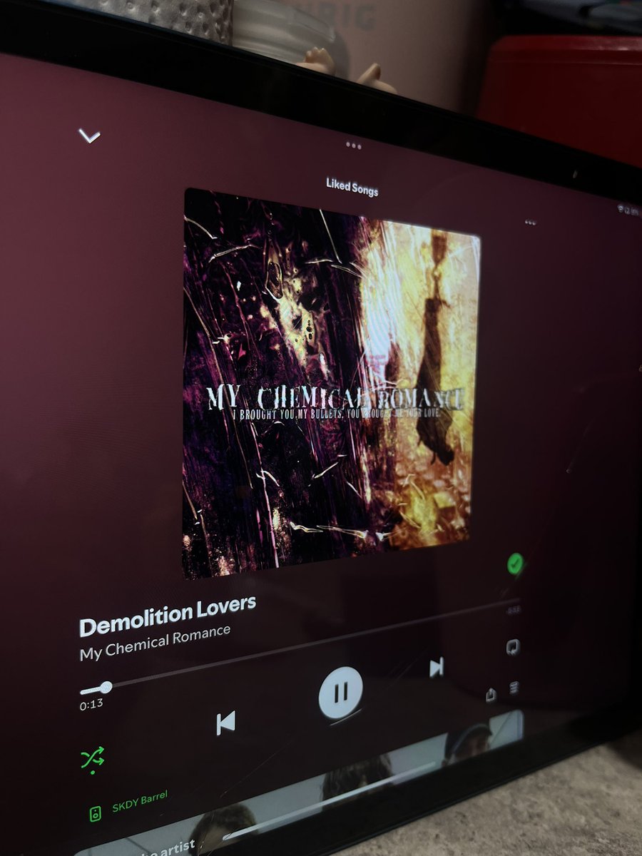 h3llok1ttyemo's tweet image. I feel this song in my soul