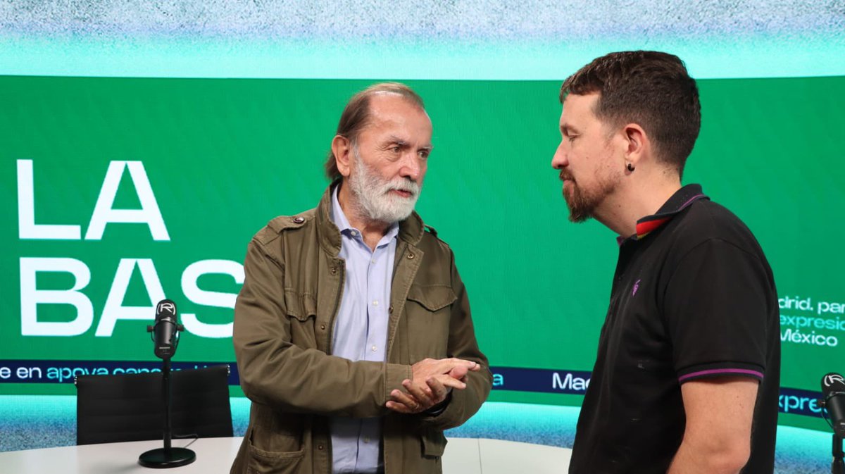 epigmenio ibarra (@epigmenioibarra) on Twitter photo La derecha reacciona furiosa y desde su rancio, pestilente y anacrónico anticomunismo lanza una campaña vs <a href="/PabloIglesias/">Pablo Iglesias 🔻{R}</a>. Que bien que el y las y los compañeros de <a href="/CanalRedLat/">Canal Red Latinoamérica</a>, que ya opera en México, les hagan rabiar y exhibir su intolerancia patológica a la inteligencia. La derecha reacciona furiosa y desde su rancio, pestilente y anacrónico anticomunismo lanza una campaña vs <a href="/PabloIglesias/">Pablo Iglesias 🔻{R}</a>. Que bien que el y las y los compañeros de <a href="/CanalRedLat/">Canal Red Latinoamérica</a>, que ya opera en México, les hagan rabiar y exhibir su intolerancia patológica a la inteligencia.