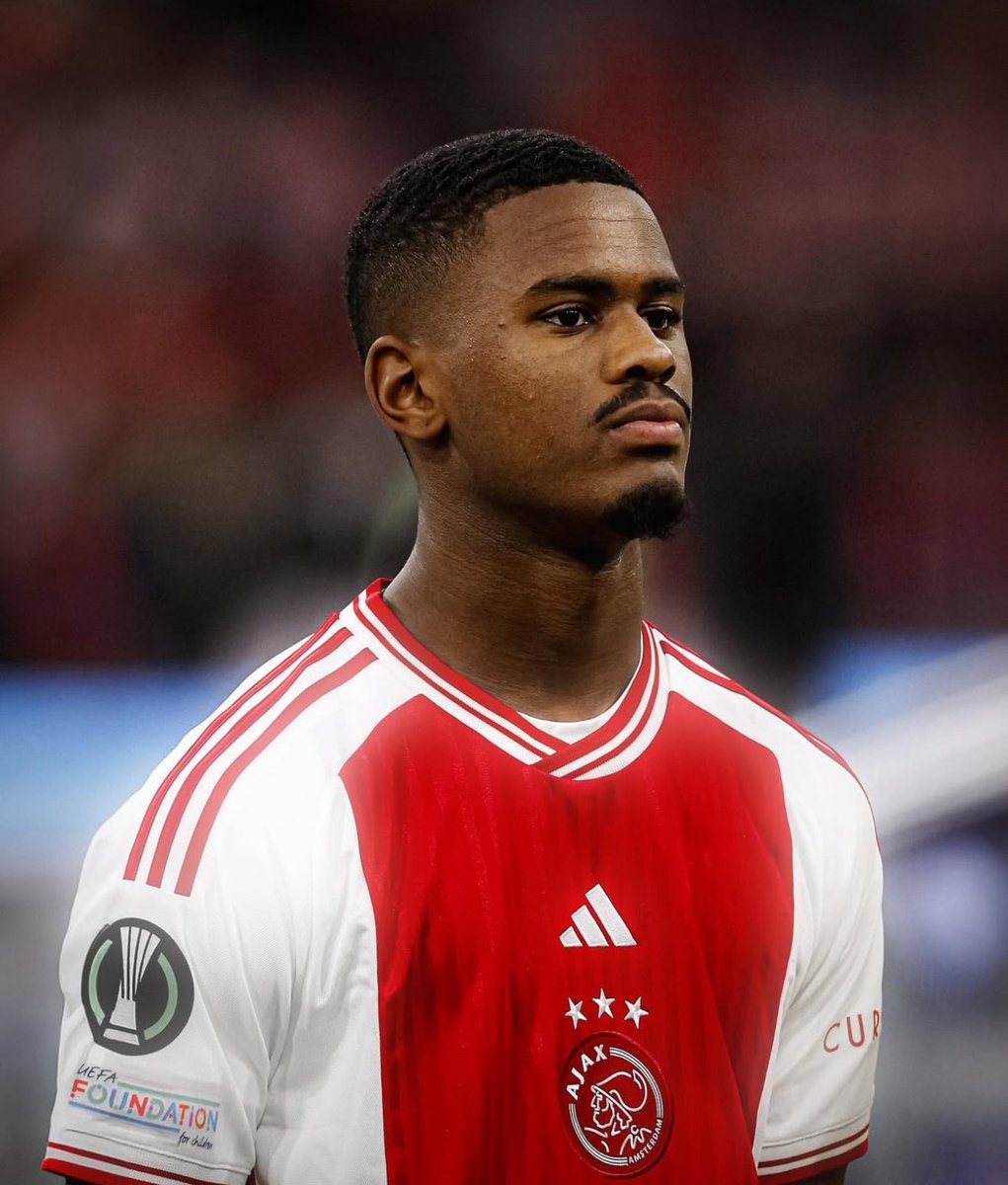 _Leeejn's tweet image. 🚨🔵 Jorrel Hato transfer to Chelsea is just a matter of time.

Personal terms is not a problem. The player is keen on the move, Chelsea, or nuthin&apos;. #CFC

[ @FabrizioRomano  ]
