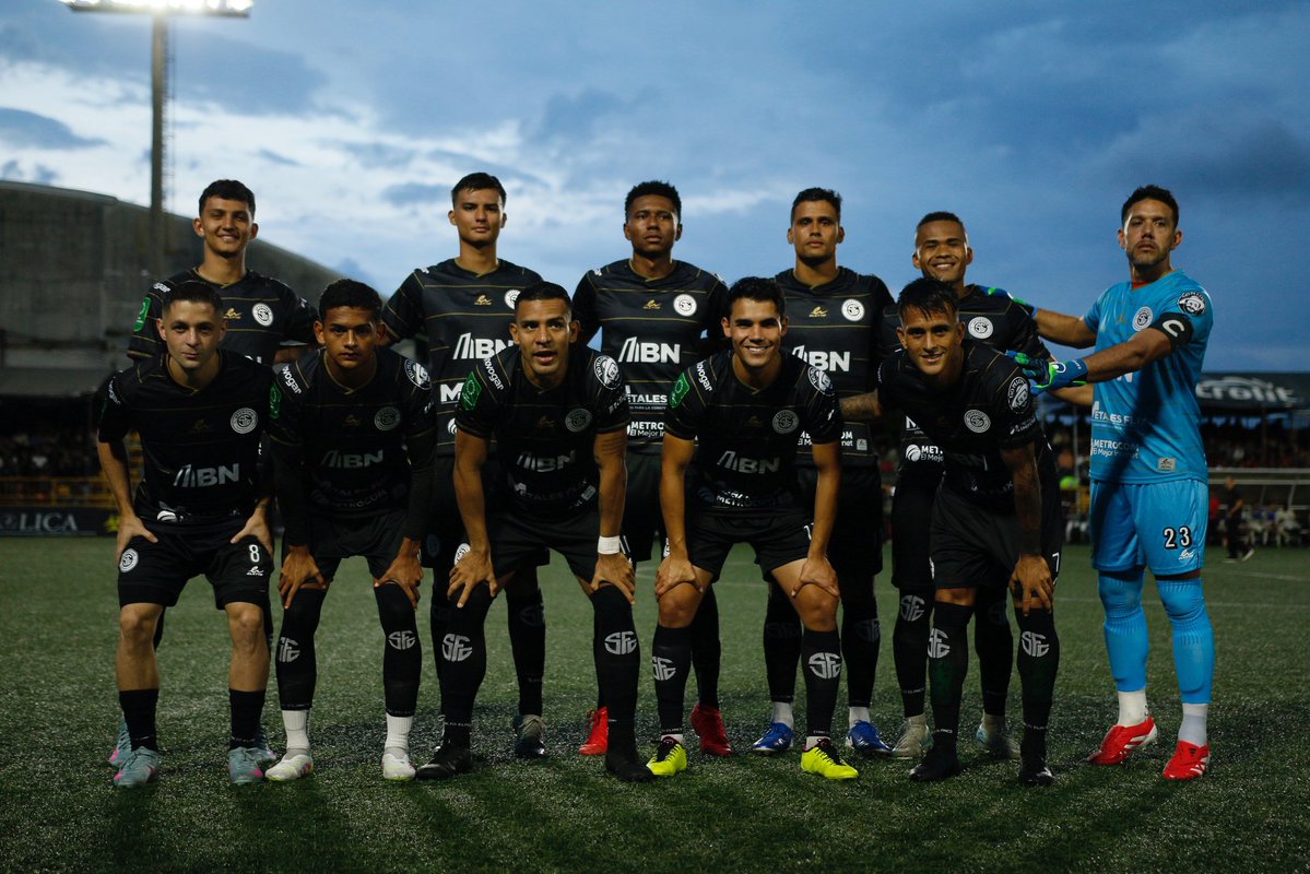 ¡ Vamos Albinegros ! 🤍🖤🤩

#somossporting #somospuravida