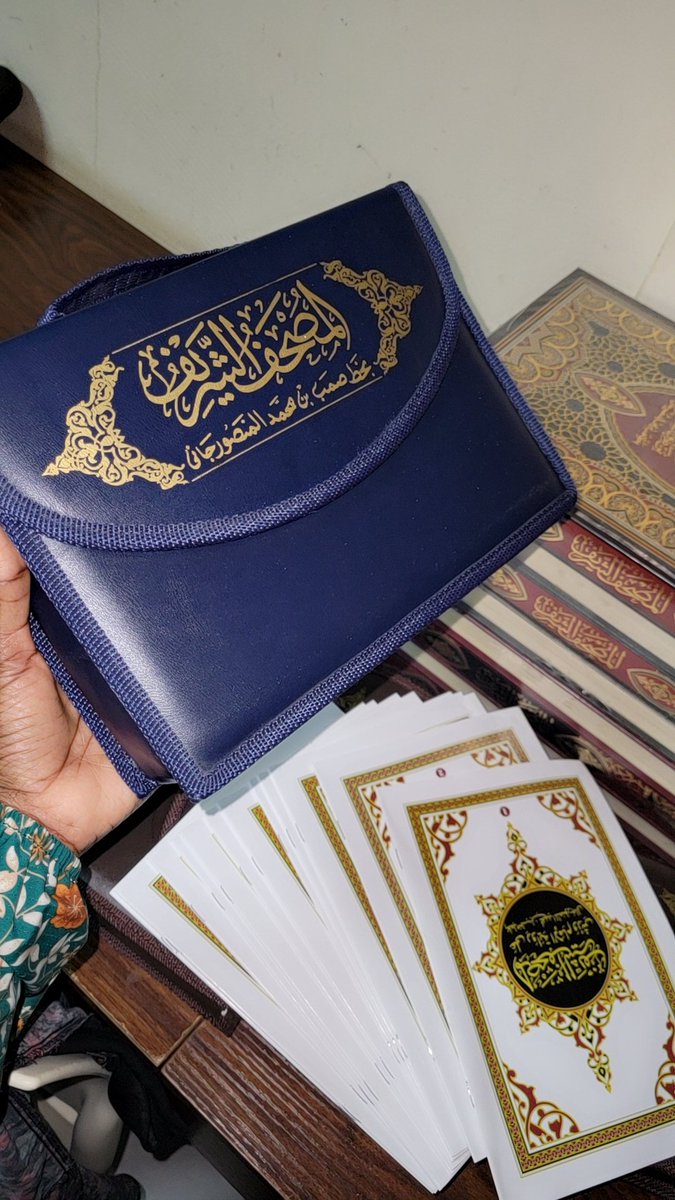 XadeejahD's tweet image. Khamnani goudina wayei ma yeugeul lenn ni , chak jour si beussou foire bi dinagnou mayei 2 kamil  gniy gneuw si Stand ba inchalah 

Stand 65 la 
75 508 82 72