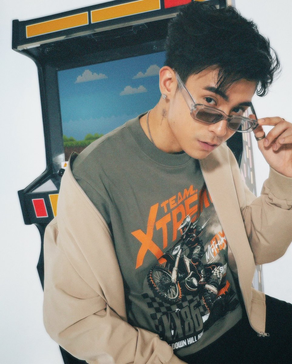 hourlybrent's tweet image. hourly dose of @brentymanalo❤️ #brentmanalo #brentymanalo