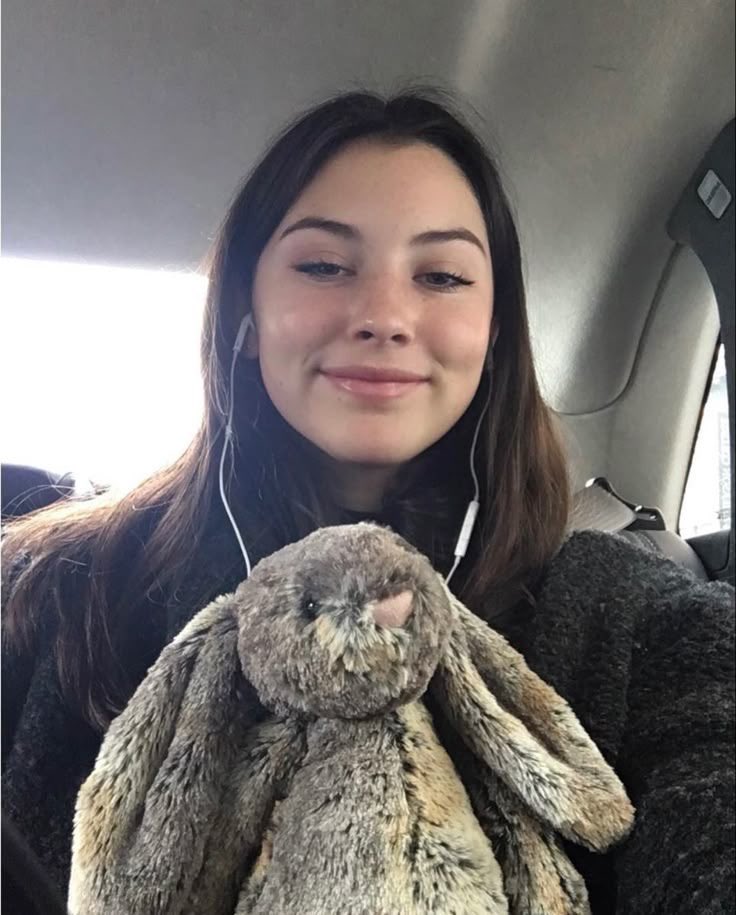 soapyqualleys's tweet image. Same person