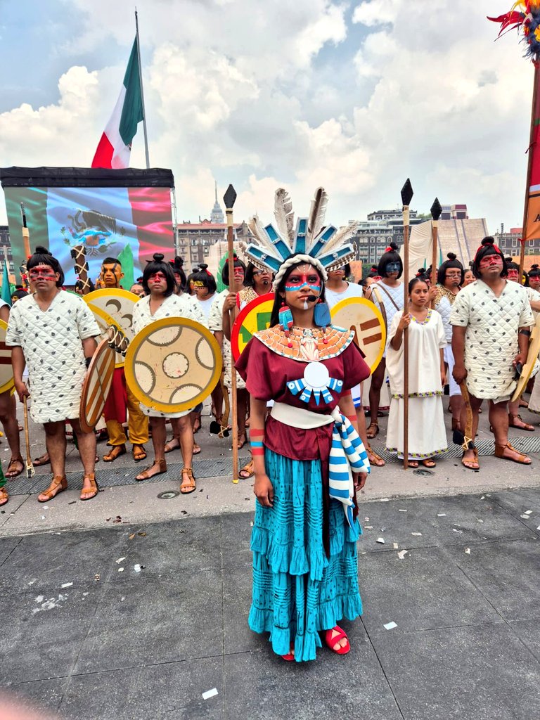 ConsulMexOrl's tweet image. 🎆 Continúa la celebración de los 700 años de la fundación de México - Tenochtitlán en el Zócalo de la Ciudad de México 🇲🇽♥️