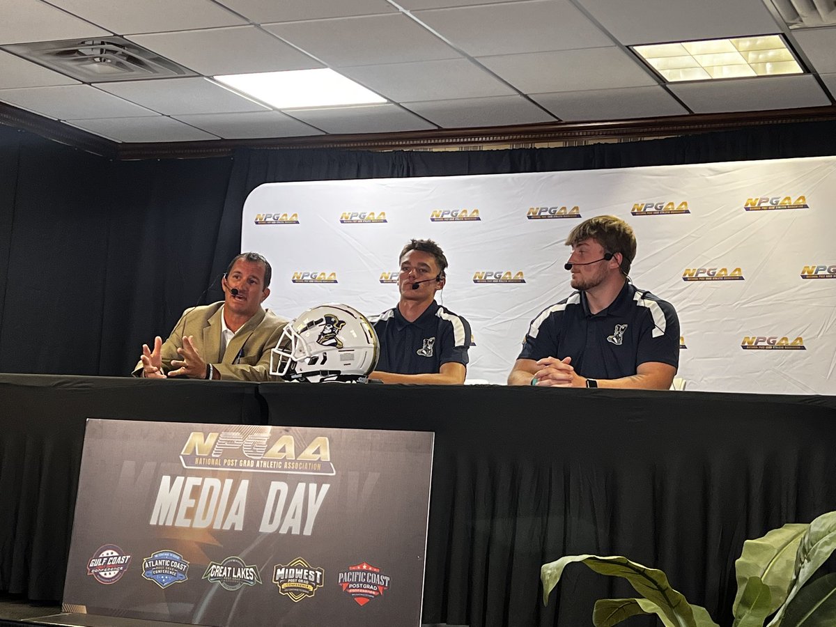 Busterwoo's tweet image. Great job by @NPGSN @TheNPGAA @PostGradRecruit putting together the 2025 media day!! @Jen_N_Knights @KnightsNaples @1CoachWerts @CoachTJ7 @coachPJGibbs @CoachChMac @sam_coach26330 @KevinSaysTo