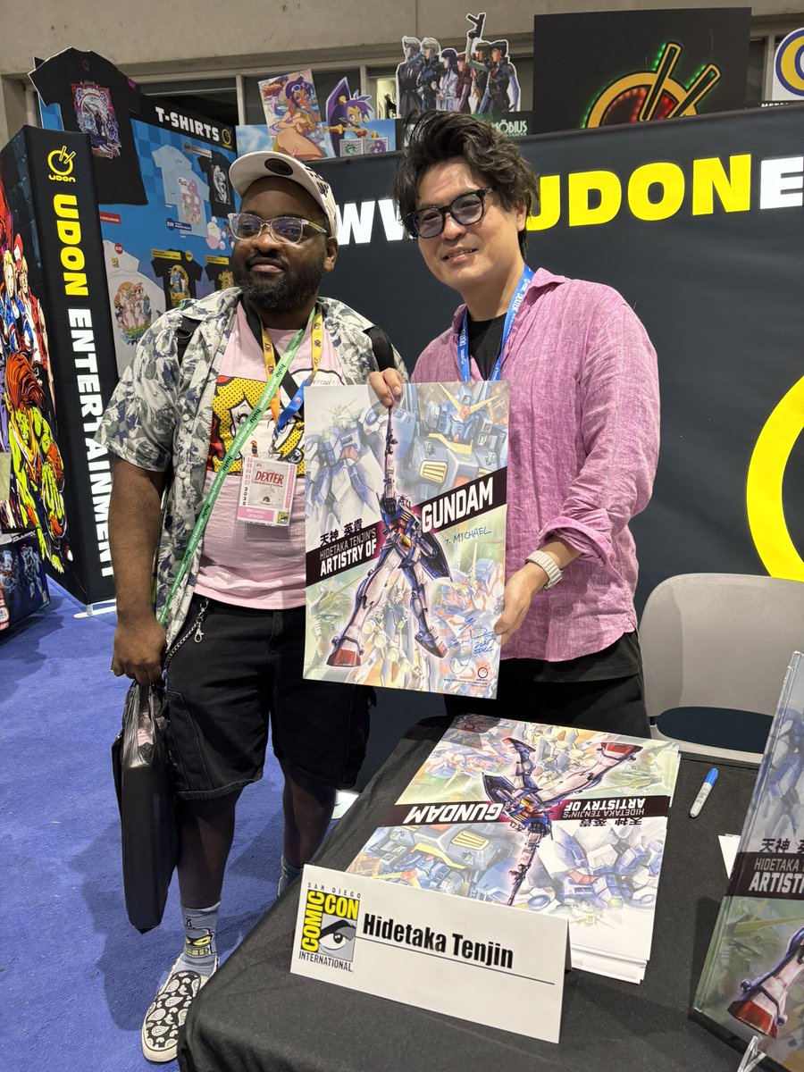 Wsstalkback's tweet image. Got a pic with @TENJIN_hidetaka! We briefly talked about Shonen Sunday, the Hanshin tigers and Kazuhiro Fujita. Would get an autograph again. 

#SDCC2025