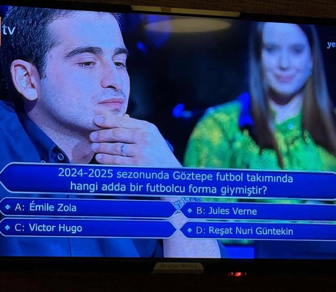 mesela bu arkadaş beni takip etse bu soru için iki joker kullanmazdı.. espritüel kişiliğim kim milyoner olmak ister yarışmasına konu olmuş..