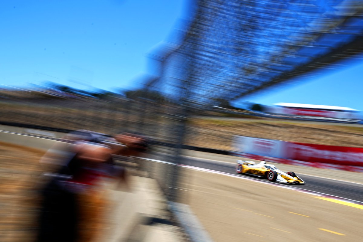 KevinDMotors's tweet image. My favorite photo from the race was Scott McLaughlin speeding through Turn 3 as the scenery blurs away.
#IndyCar #JavaHouseGP
