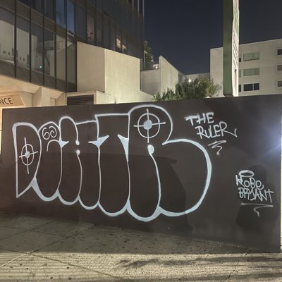 ODDCARLOSS's tweet photo. #NewProfilePic https://t.co/6CTb3vKrD0