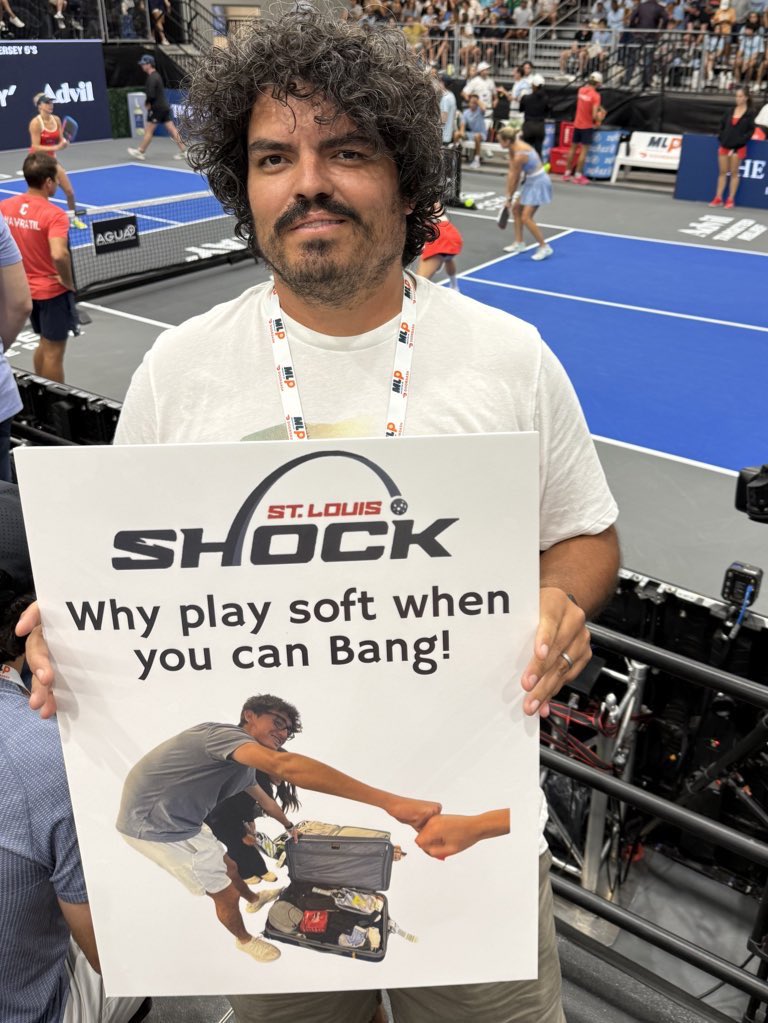NicoTheLefty's tweet image. Wanted to thank @annabright108 for the unintended assist on my @stlshockmlp sign. I’d like to believe it at least gave both H and Gabe a 1 point boost. LFG!!!!