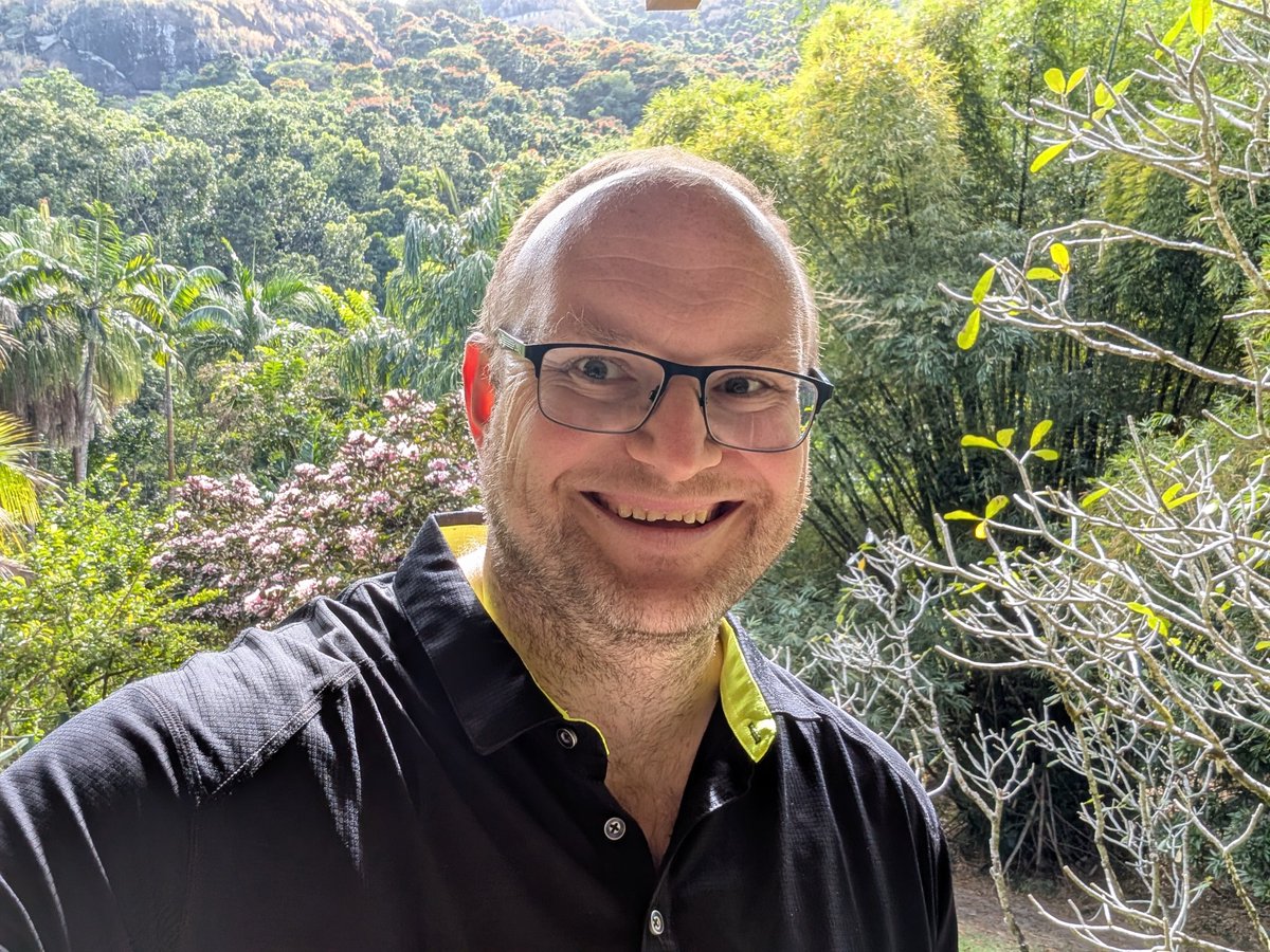 ChemistryKit's tweet image. Country 98: Bula from Fiji 🇫🇯