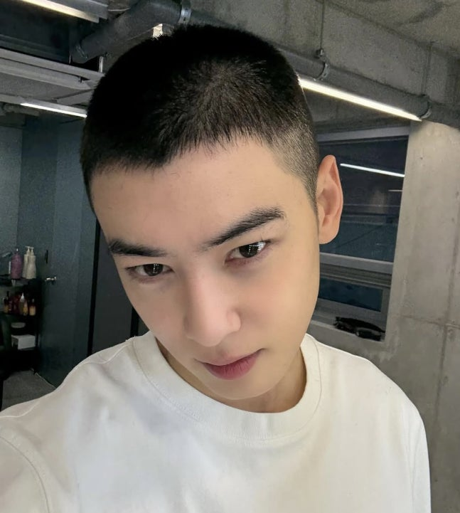 tang__kira's tweet image. Cha Eunwoo (ASTRO) Hari ini berangkat menjalankan wajib militer

m.entertain.naver.com/now/article/39…