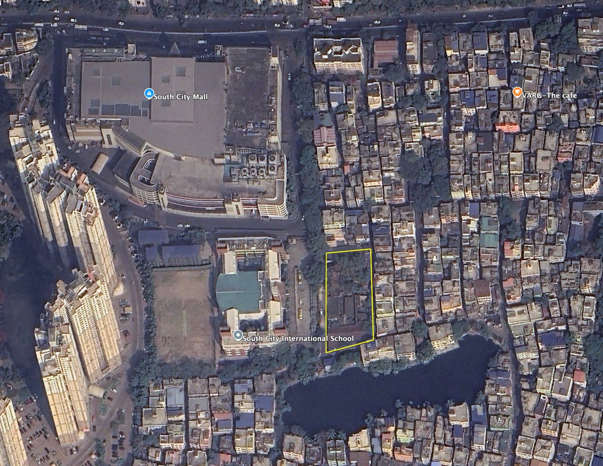 KolkataIndex's tweet image. Once a crumbling corner behind South City, this ~41 katha plot will now be redeveloped. Sureka Group has taken possession of the plot to develop a residential project dubbed “The Quartet.”