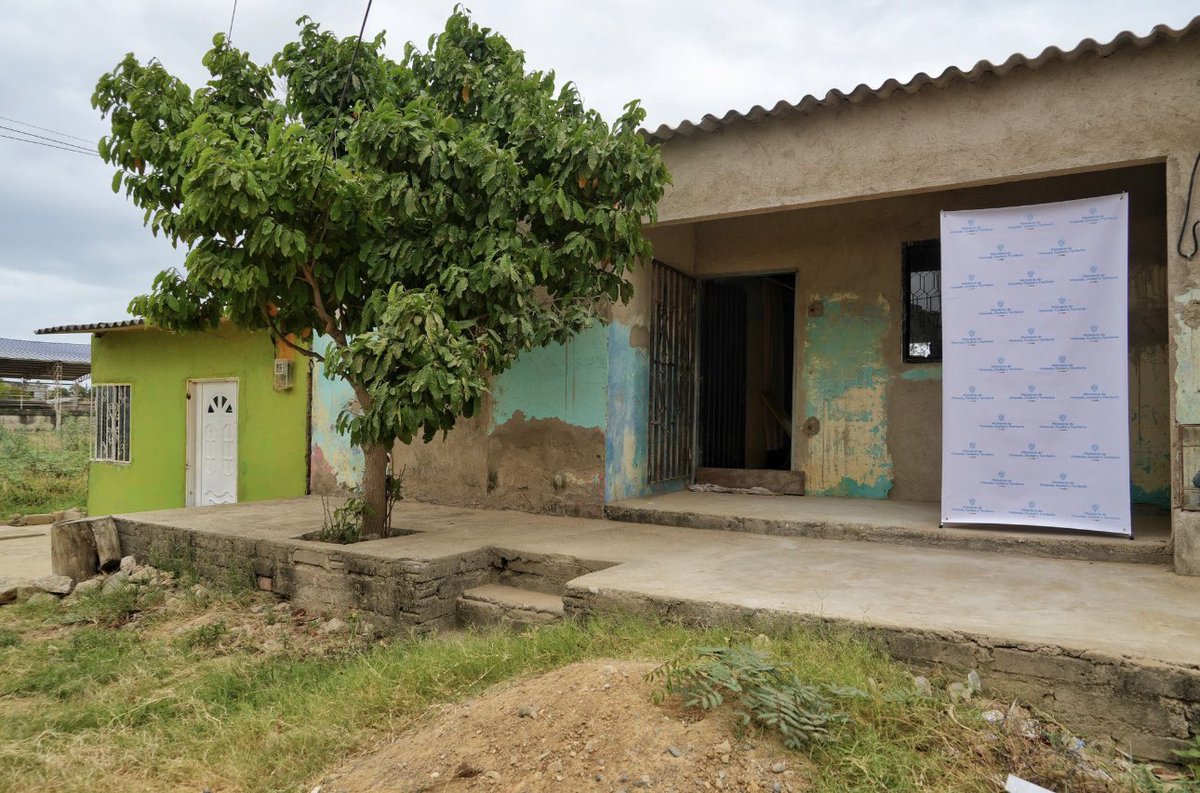 Hoy el Gobierno del Cambio entrega resultados concretos, más de 40.000 mejoramientos de vivienda rural en regiones históricamente olvidadas como La Guajira.
Cada mejoramiento no solo repara una casa, reconstruye la esperanza de una familia, activa la economía local, y apuesta por