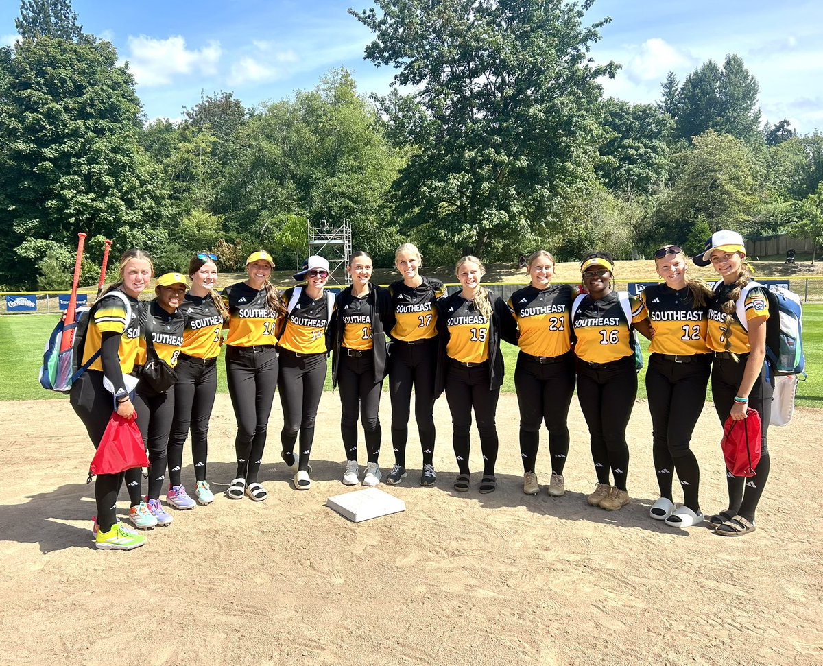 Ainsley Minchew (@ainsleyminchew) on Twitter photo Day 3 in Kirkland, WA was opening ceremonies for <a href="/LittleLeague/">Little League</a> JLWS! So proud of our team, Southeast, for winning the skills challenge🥇!Even better, we had the opportunity to cheer on the amazing athletes in the Challenger Game 🙌!! <a href="/junebugnewyork/">Thomas Grant Jr.</a> Day 3 in Kirkland, WA was opening ceremonies for <a href="/LittleLeague/">Little League</a> JLWS! So proud of our team, Southeast, for winning the skills challenge🥇!Even better, we had the opportunity to cheer on the amazing athletes in the Challenger Game 🙌!! <a href="/junebugnewyork/">Thomas Grant Jr.</a>