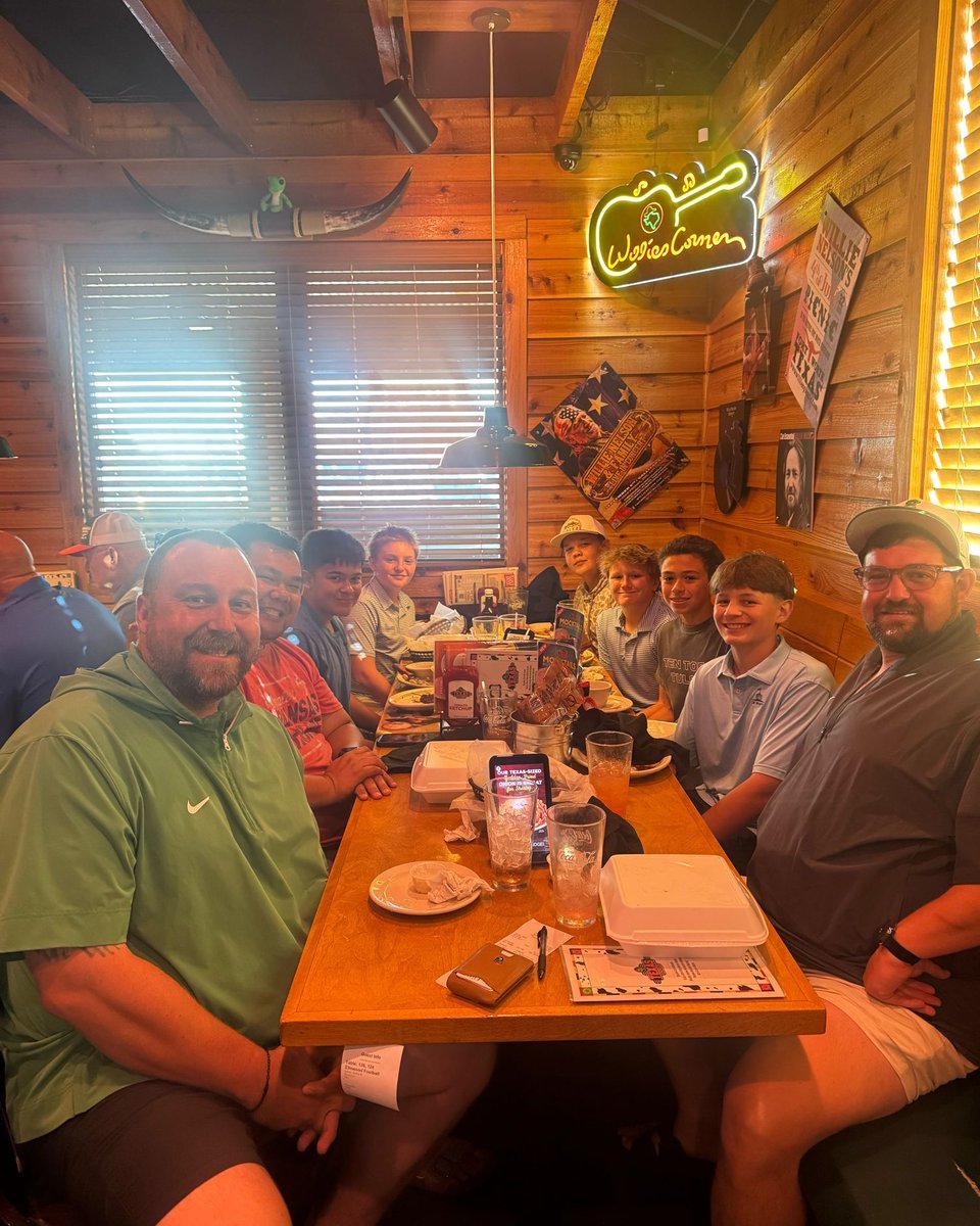 ElmwoodRaiders FB (@elmwoodraidersf) on Twitter photo Wrapped up the offseason right with our squad winners — the Sky Fighters! These guys gave great effort all spring and summer, pushing each other to get better every day.
Had an awesome time bonding over a delicious meal.
#TNT #ElmwoodRaiders #BTS #RAID <a href="/PaulADrps/">RPS-Athletics</a> Wrapped up the offseason right with our squad winners — the Sky Fighters! These guys gave great effort all spring and summer, pushing each other to get better every day.
Had an awesome time bonding over a delicious meal.
#TNT #ElmwoodRaiders #BTS #RAID <a href="/PaulADrps/">RPS-Athletics</a>