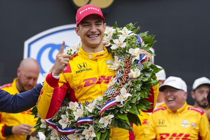 Alex Palou, sigue alfrente de la IndyCar.