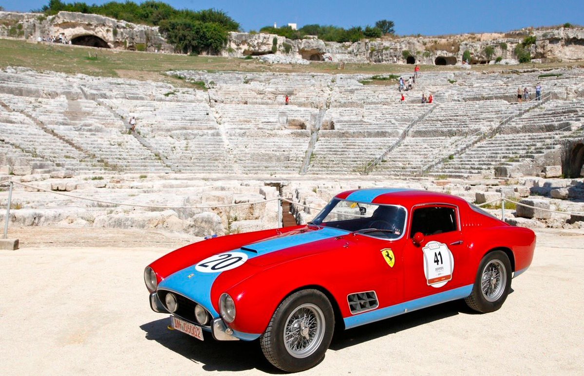 Retromania4ever's tweet image. Ferrari 250 - at Targa Florio.
🇮🇹 #Vintage