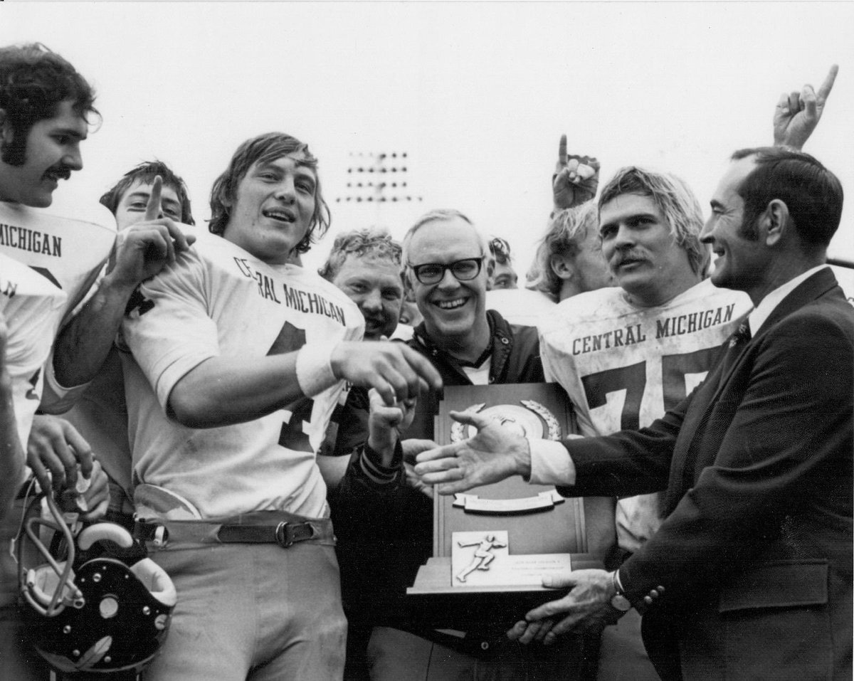 CoachChapin's tweet image. It was an honor to golf with members of our 1974 National Championship team at our annual Alumni Golf outing yesterday. Their love for one another, and Central Michigan, is remarkable. Men of substance and character. 🔥⬆️