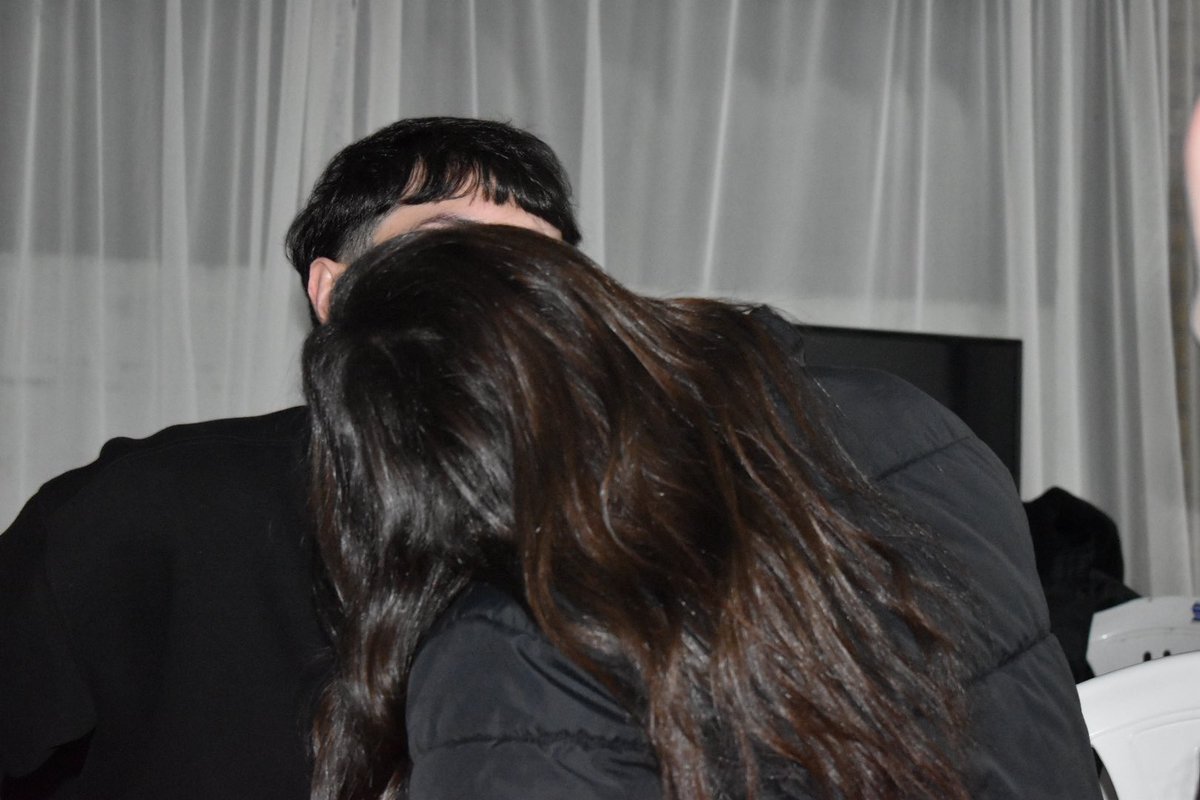 bleachtay's tweet image. me hacen muchas gracias esta foto porque no sabes si estaba festejando mi cumple en un salón con amigos o si estaba en algo raro