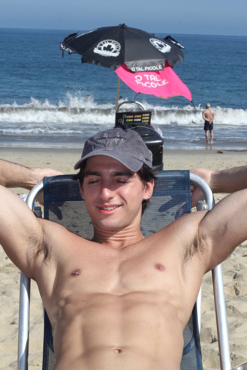 guiher_mee's tweet image. finalmente um sol