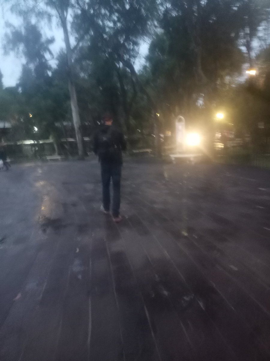Quien mew acompañab hoy a Ciudadela a las 8pm