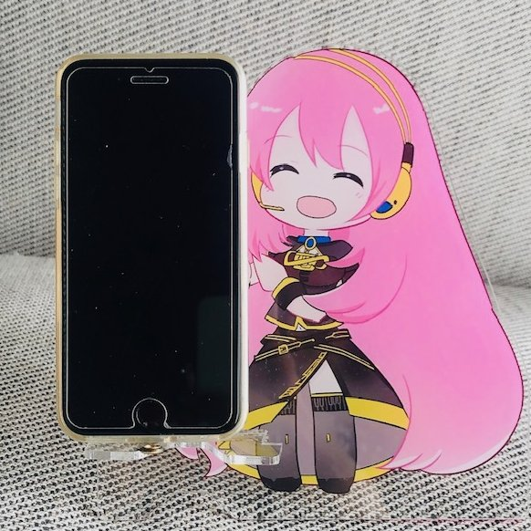 yukarinmurasaki's tweet image. 巡音ルカのスマホスタンド作ったので見て(再掲）