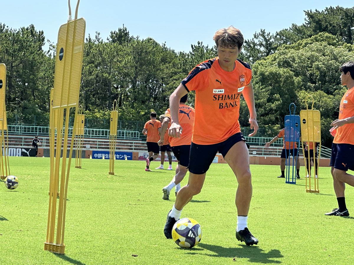 spulse_official's tweet image. 🔸🔸#三保活 𝙏𝙍𝘼𝙄𝙉𝙄𝙉𝙂🔸🔸
▶▷▶𝙉𝙀𝙓𝙏𝙈𝘼𝙏𝘾𝙃
🆚サンフレッチェ広島
📅8/6(水)18:30キックオフ
🏟️エディオンピースウイング広島
▶▷▶𝙉𝙀𝙓𝙏 𝙃𝙊𝙈𝙀𝙈𝘼𝙏𝘾𝙃
🆚横浜F・マリノス
📅8/16(土)18:30キックオフ
🏟️IAIスタジアム日本平
#spulse #ONEFAMILY2025