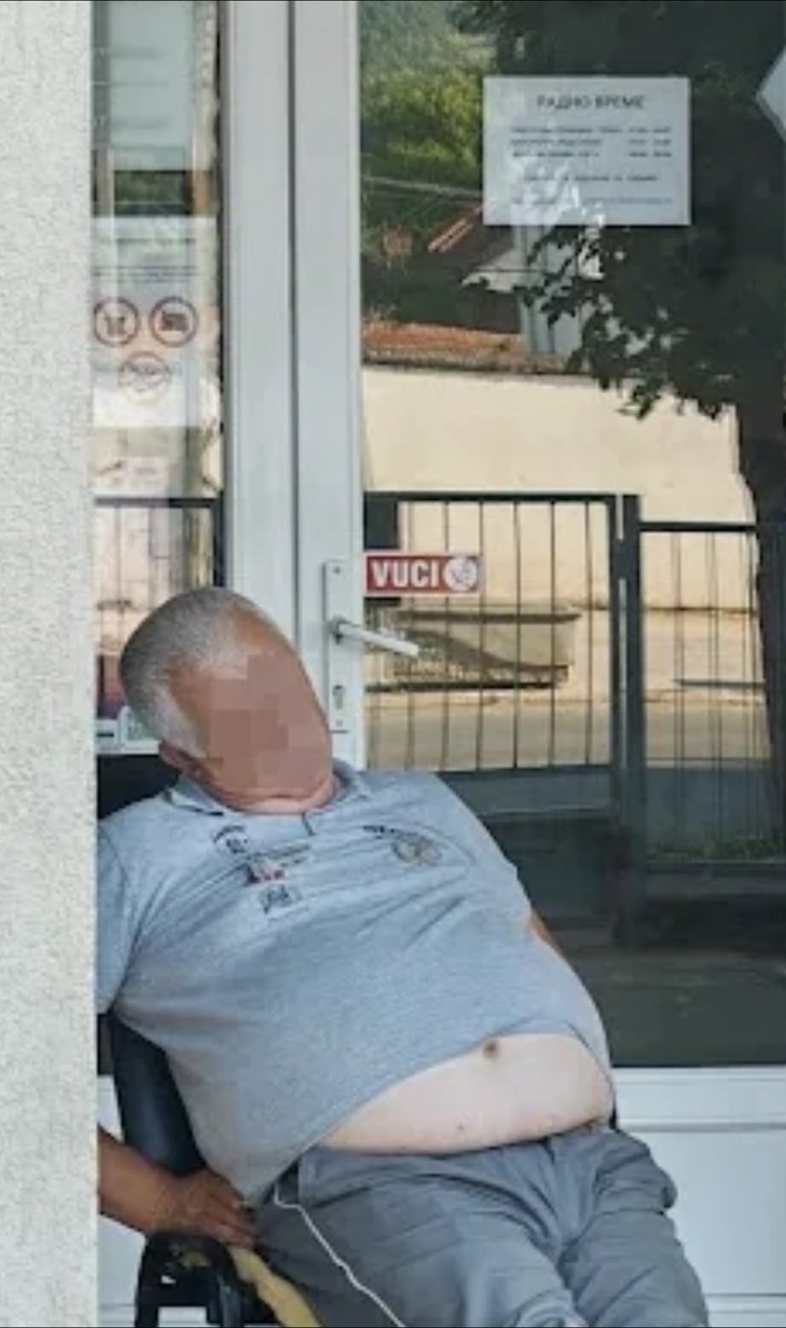 OtacPeranovic13's tweet image. Državni posao. Ide staž bato!