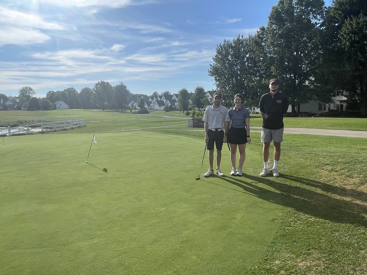 04Cosmo's tweet photo. There was a slight delay on the course tonight.  It wasn’t such a Happy day for one group. At least my group was in their happy place. #whoopsie. #JustTapItIn #HappyGilmoreWeekend   😜😳 https://t.co/WpPGSykwUw