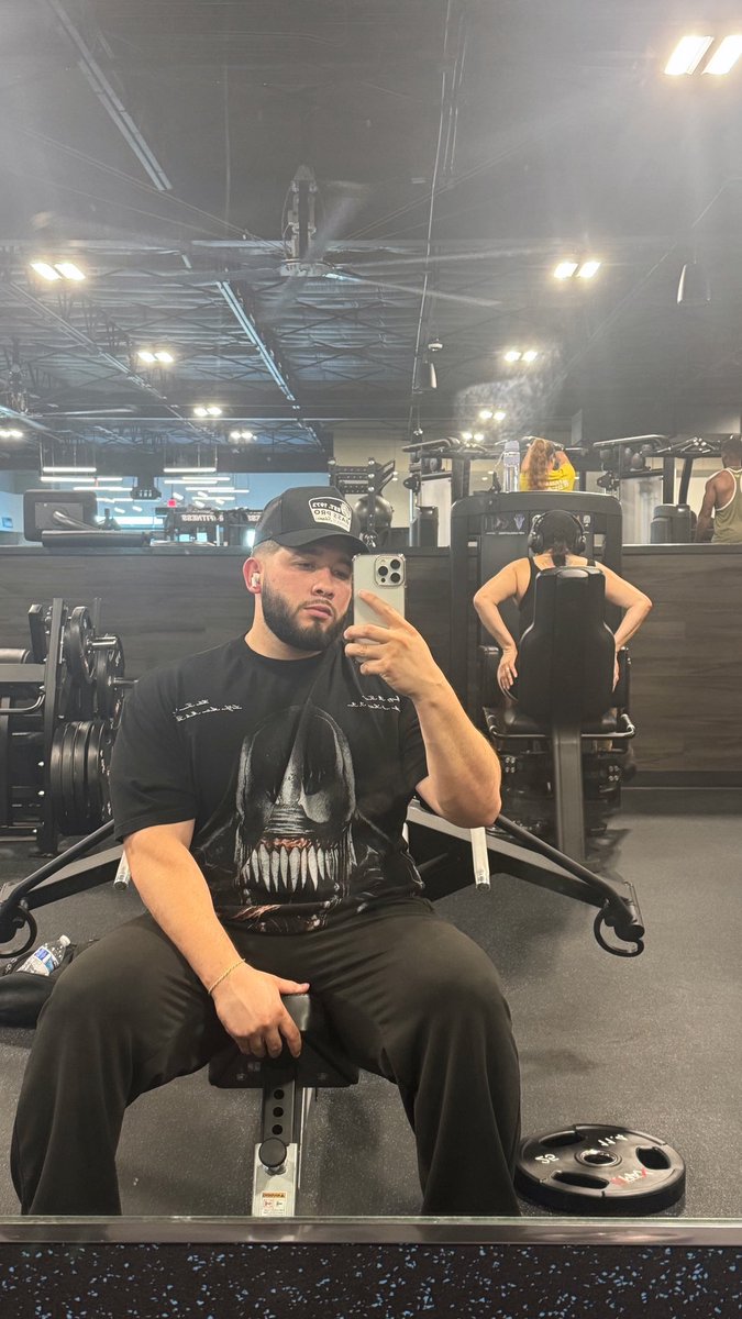 JRCL95's tweet image. It’s ok to restart right 🐷🤝🫶🏻