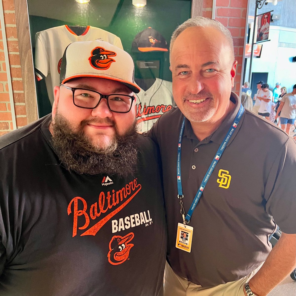 jbenowitz1831's tweet image. On this day last year I got to meet one of my favorite people in baseball, @DonOrsillo. If you’re ever wanting to watch some west coast baseball that’s gonna make you love the game even more, go watch Don and Mud. Thank me later.