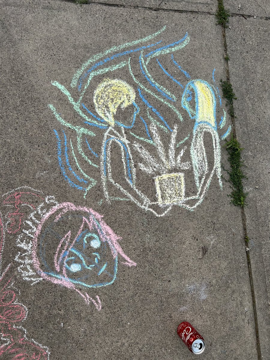 hidethebullet's tweet image. i too like to play and draw
