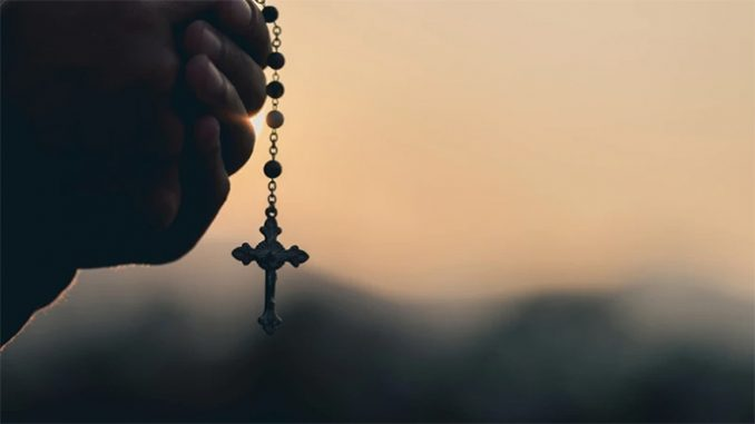 Massacre in Congolese Catholic church kills at least 31 worshippers: catholicworldreport.com/2025/07/27/mas…
