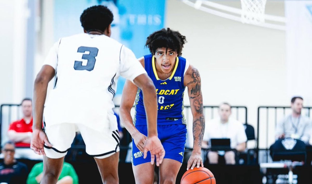 dstrktdigital's tweet image. 5 ⭐️ Tay Kinney is down to Twelve schools
✅ Texas
✅ Xavier
✅ Indiana
✅ Miami
✅ Arkansas
✅ Tennessee
✅ Oregon
✅ Louisville
✅ Purdue
✅ Kansas
✅ Kentucky
✅ Auburn
We break down how he could potentially fit in with each school
Full article ⬇️
dstrktdigital.com/varsity-vault/…