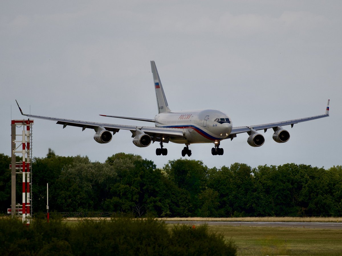 vince_dago's tweet image. Ilyushin Il-96-300 | RA-96019 | Rossiya Special Flight Squadron GVA/LSGG🇨🇭27.07.2025
