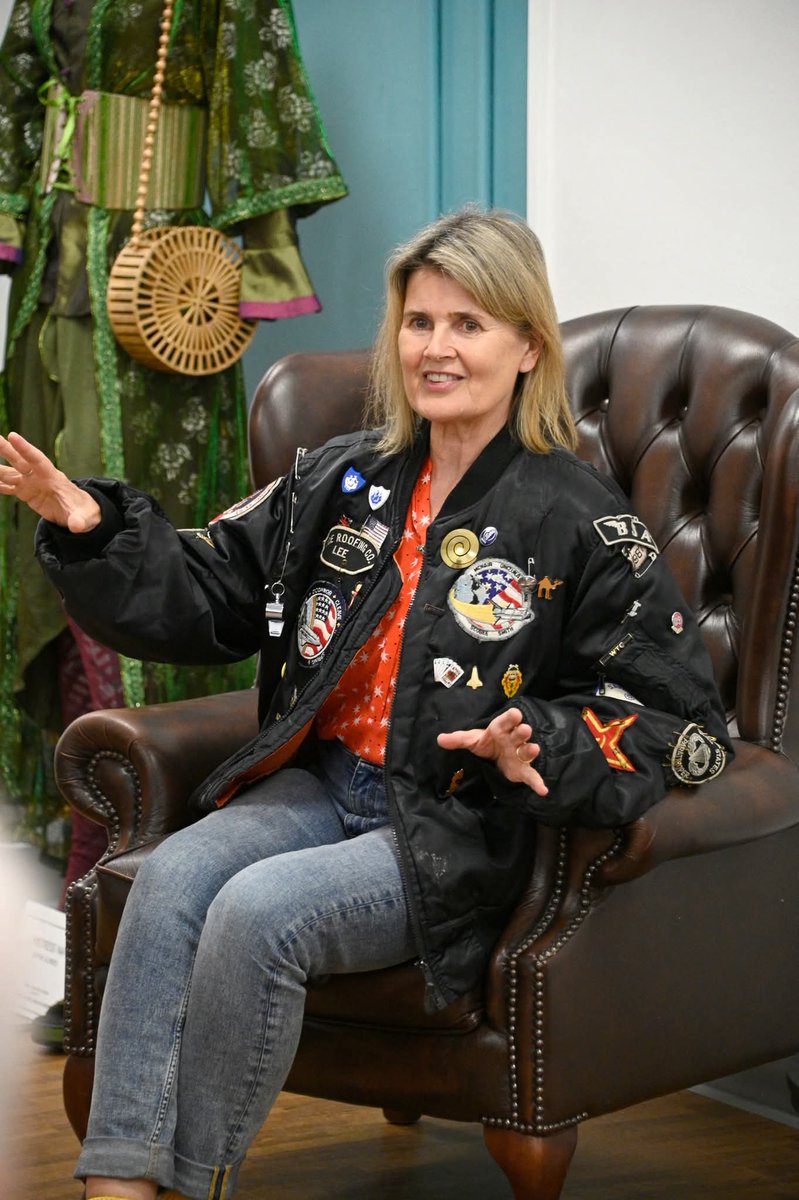 philnewmandsign's tweet image. Today was...ACE!😍😊
What better way to enjoy a Birthday than to spend it with @sophie_aldred and loads of friends @PboroMuseum Adventures in Time and Space #DoctorWho exhibition!!🥰😍😊 (Photos by Alys Hayes)
